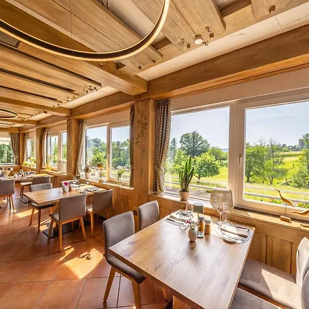 فندق Weinhotel Pfeffer & Salz 3*