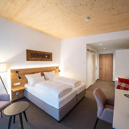 ホテル Weinhotel Pfeffer & Salz ゲンゲンバッハ