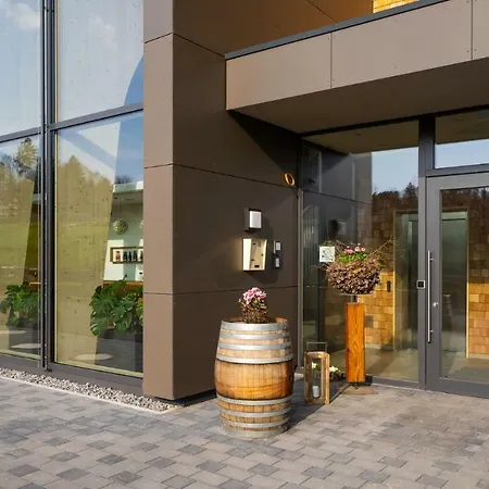 Weinhotel Pfeffer & Salz ホテル 3*